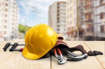 Secretaria de Habitação, Obras e Serviços Públicos agiliza limpeza de córregos